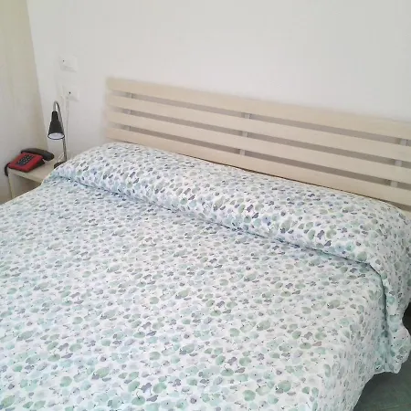 Holiday 3*